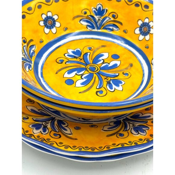 La Cadeaux Benidorm Colorful Melamine 2 Salad Plates 2/Bowls - Picture 2 of 8